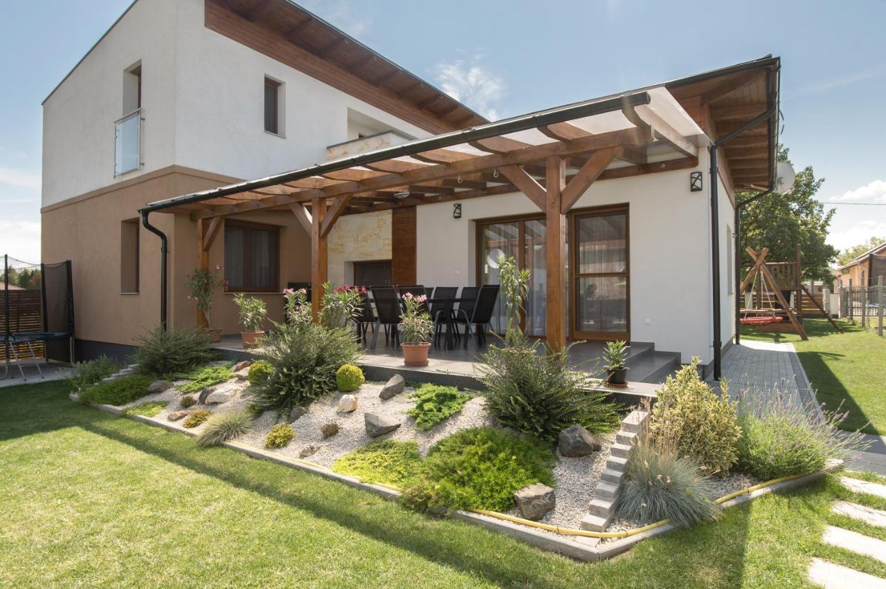 Villa Eszterhaz Balatonkeresztur